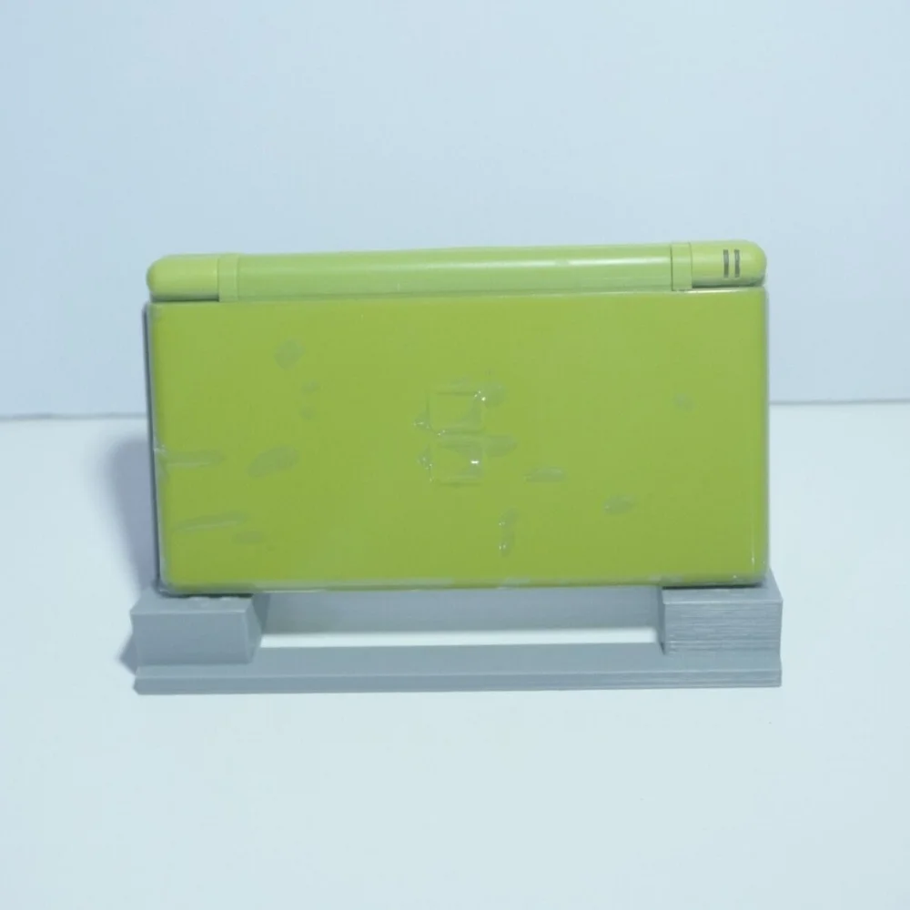 Nintendo DS Lite Olive Green Handheld System with Charger & Stylus Pen